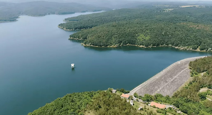 Язовир Ясна поляна